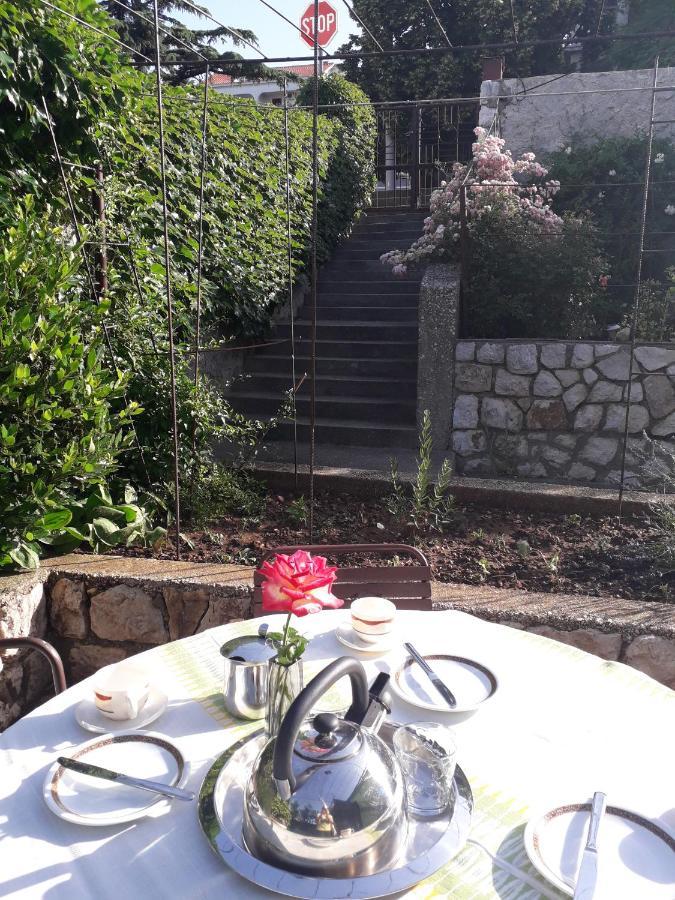 Apartmani Ana Novi V. - Studio Novi Vinodolski Kültér fotó