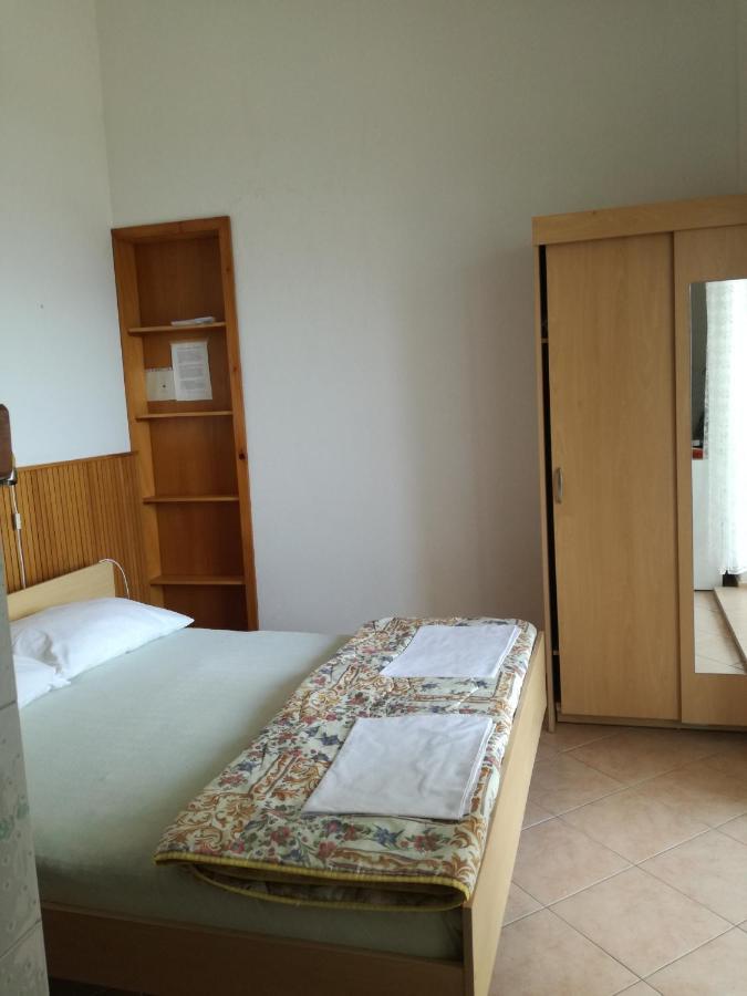 Apartmani Ana Novi V. - Studio Novi Vinodolski Kültér fotó