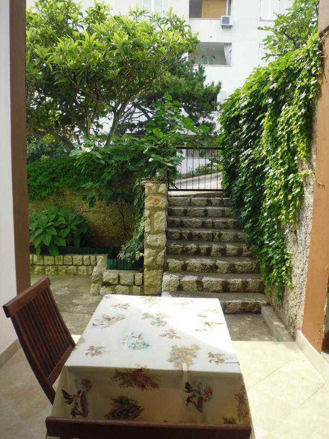 Apartmani Ana Novi V. - Studio Novi Vinodolski Kültér fotó
