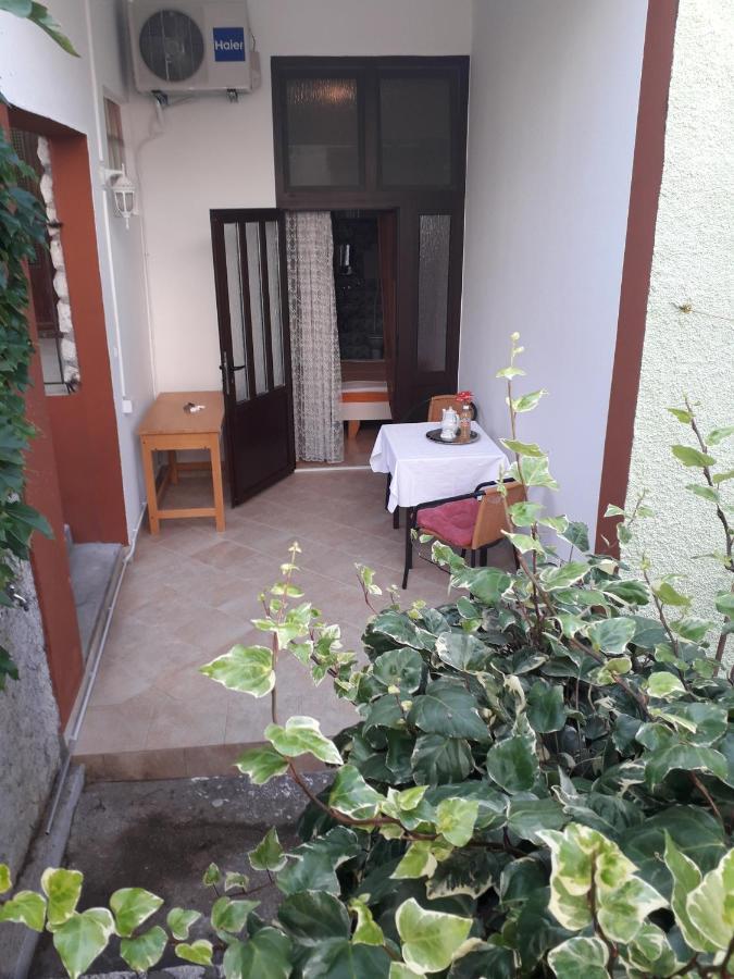Apartmani Ana Novi V. - Studio Novi Vinodolski Kültér fotó